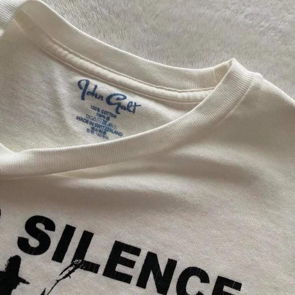 Brandy Melville Radio Silence baby tee - Picture 2 of 4